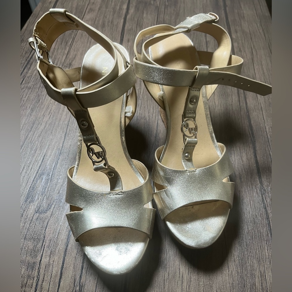 Nine West Platinum wedge heels size 9.5